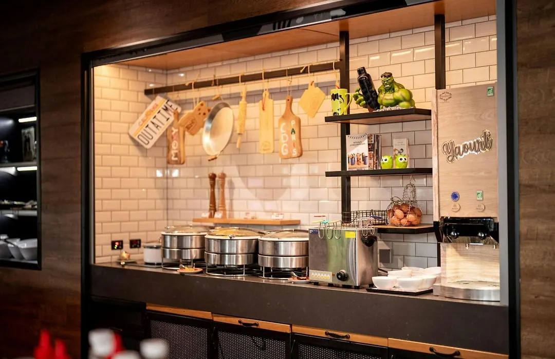 Moxy Paris Charles De Gaulle Airport-1